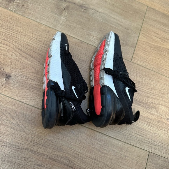 Nike - Kids Air Max 270 - size 12c - black - good used condition - Picture 3 of 8